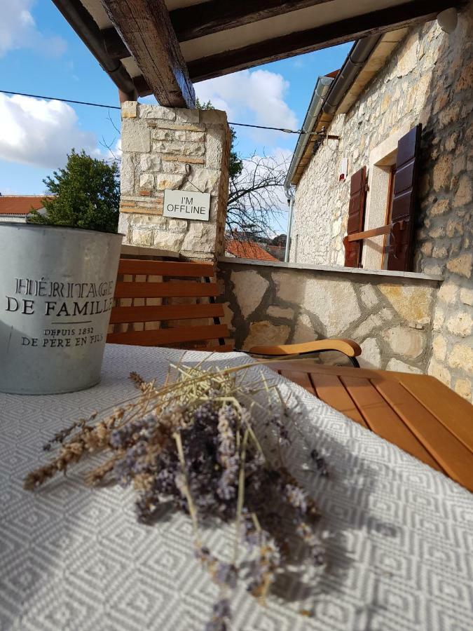 MarčanaCasa Di Roccia别墅 外观 照片